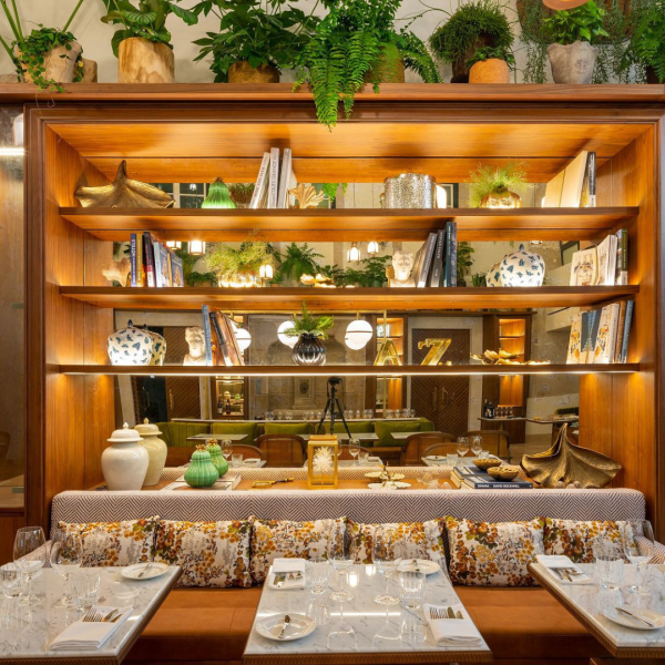 Elegant interior of Federico's Restaurant in Lisbon, cozy dining atmosphere